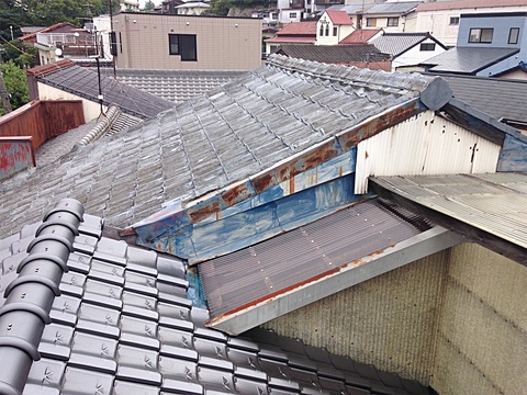 屋根：セメントS型